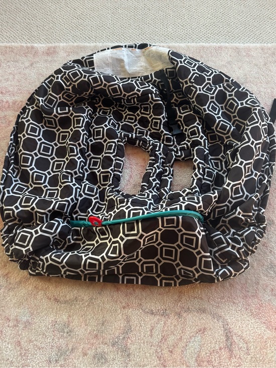 Boppy Other - Boppy Black & White Geometric Grocery Cart Cover